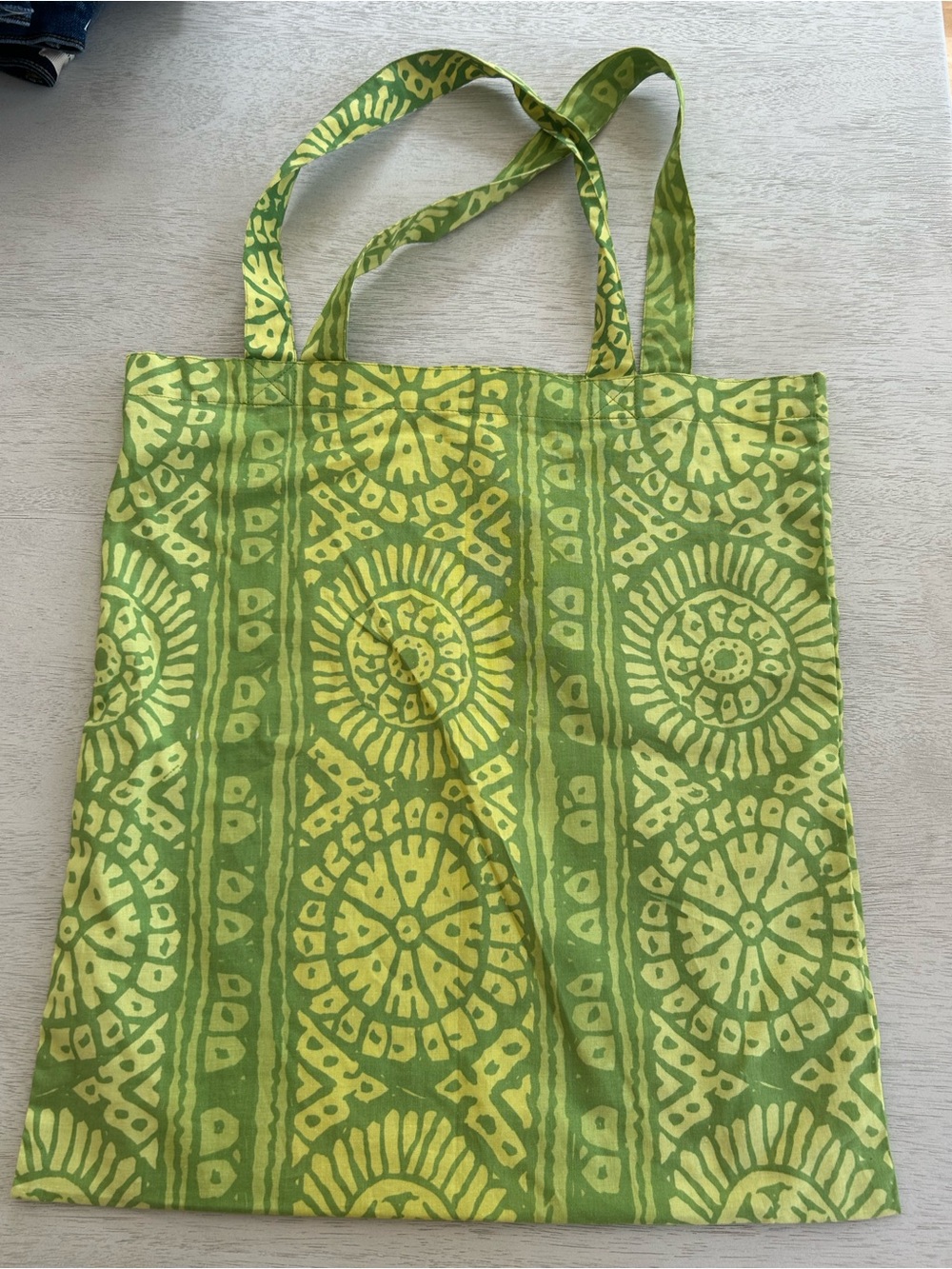 Merimekko Green Printed Cotton Tote Bag with Sunburst Motif